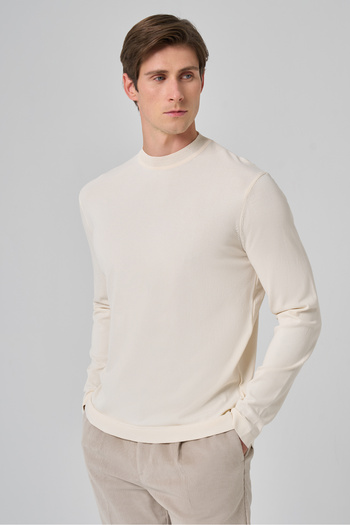 Morven Men's Ecru Trend Crew Neck Rayon Knitwear