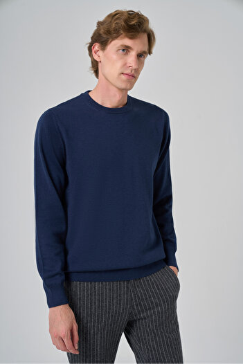 Morven Men's Indigo Basic Crew Neck Dynamic Fit Relaxed Fit Knitwear