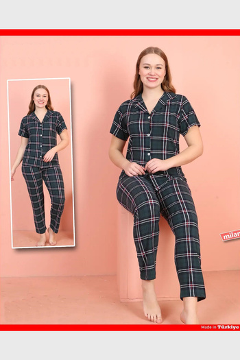 nasbina Women's Plaid Pattern Buttoned Pajama Set
