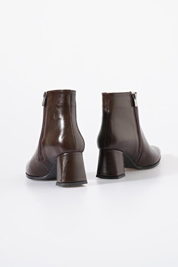 Moda Pie Nensan Side Zipper Pointed Toe Women's Heeled Boots Brown Wrinkled Patent Leather