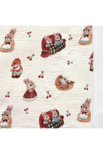 Zezig Cute Fam Red Muslin Blanket