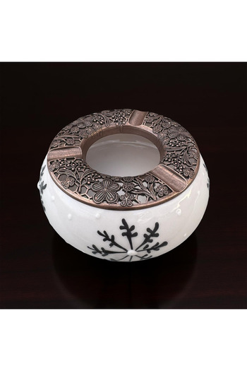 İlbay Çini Takı Black Snowflake Poyraz Ashtray