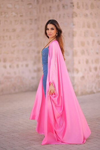 UNBOX Yamama (يمامة) Abaya – Bubblegum