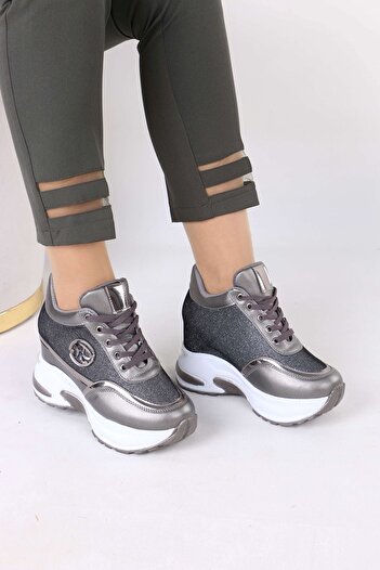 sefayol Karlis Gray Fur Hidden Heel Women's Sneakers