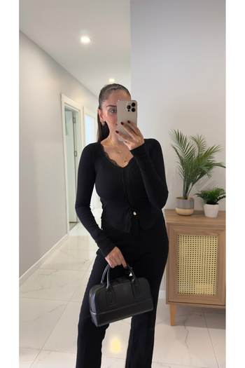 BİRCANÇİL Velori Black Lace Detailed Ribbed Blouse