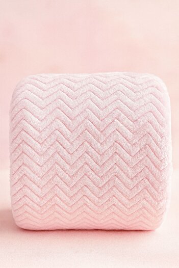 ByBest Beauty Recos Plush Blanket