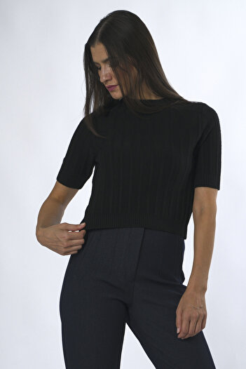 ABBRA Women's Short Sleeve Single Ribbed Sweater