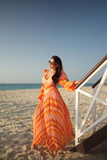 Baebeach Dubai Baebeach Golden Oasis V-Neck Swimsuit Set