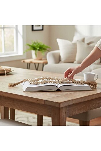 Casco Wooden decorative bead with a natural touch