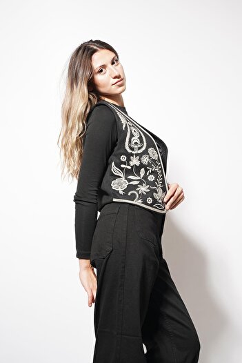 Pafi Moda Eyen Patterned Vest Black