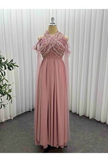 FAYD AL-JAWRI Long soft chiffon evening dress with an embroidered bodice and tulle sleeves decorated with feathers