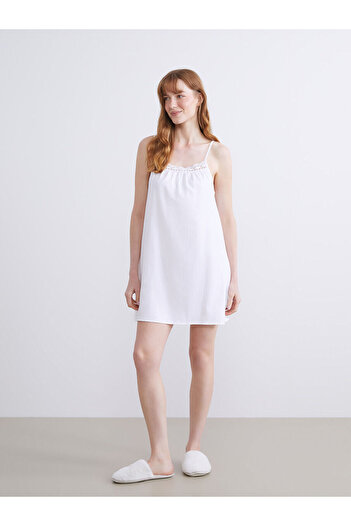 LC Waikiki Square Collar Lace Detailed Women's Nightgown