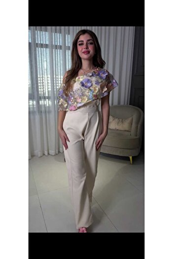Riva Elegant jumpsuit with a modern design