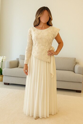 VİVİ Elegant long dress in light beige color
