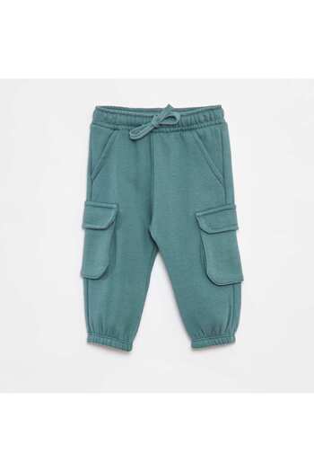 KIABI Plain joggers with roomy pockets GREEN