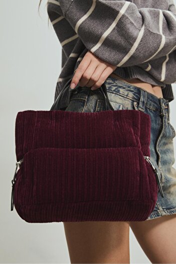 Stradivarius Quilted corduroy crossbody bag