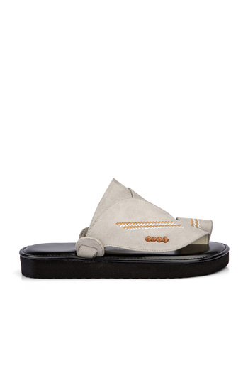 NAYASHIN Gorgeous oriental shoes in embroidered leather