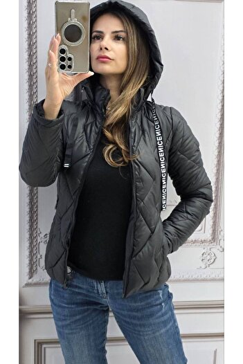 MAXORA SHOP Short fitted jacket with Hooded and zip