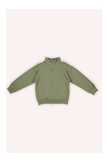 LC Waikiki Boy's Detailed Sweatshirt with Bag Detail