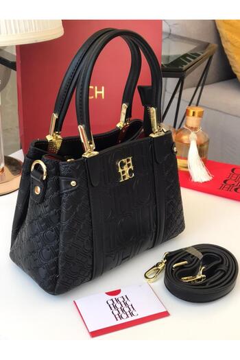 QUW Shoulder bag with accessories