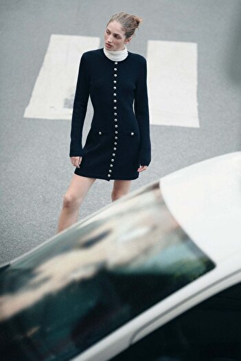 H&M Knitted button-front dress