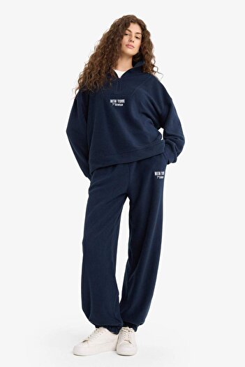 DeFacto Standard Fit Waist Lace-Up Pocketed Fleece Sweatpants Y2650Az25Wn