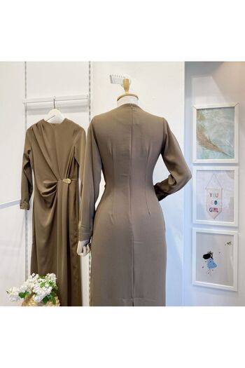 Faya Boutique Dark Mink Dress with Buckle Detail