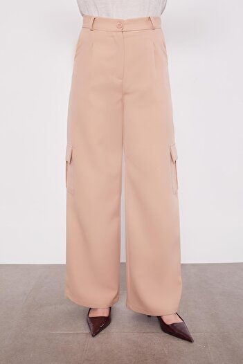 Levidor Salmon Pocket Detailed Trousers