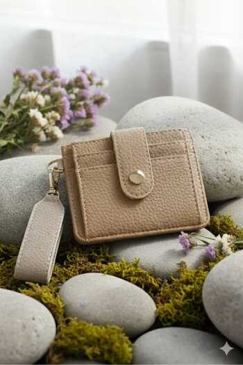 Uzs pace Minimal Wallet with Keychain and Card Holder Detail - Mink
