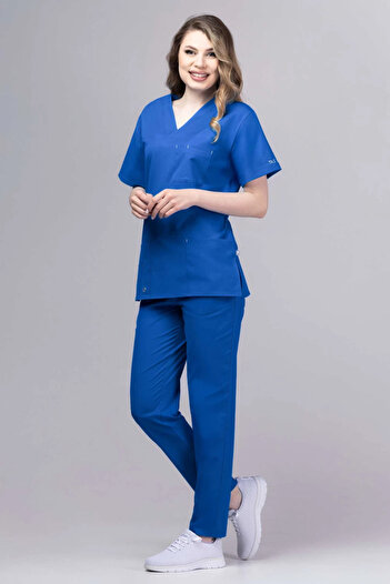 tag Costum medical Cool Premium pentru femei, bleumarin