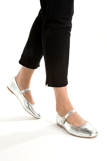 EPTC Silver Metallic Mary Jane Women's Flats - Modern & Stylish Everyday Shoes