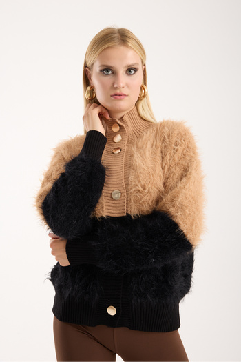 Moda Days Beard Yarn Two-Tone Gold Button Stand Collar Knitwear Cardigan