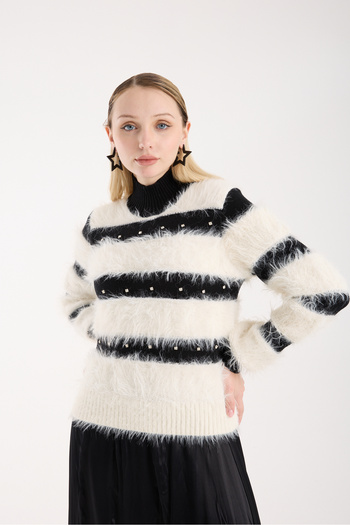 Moda Days Women's Ecru Beard Yarn Stone Detailed Half Turtleneck Knitwear Sweater
