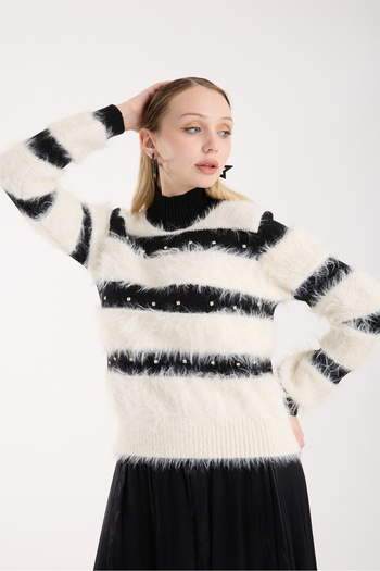 Moda Days Women's Ecru Beard Yarn Stone Detailed Half Turtleneck Knitwear Sweater
