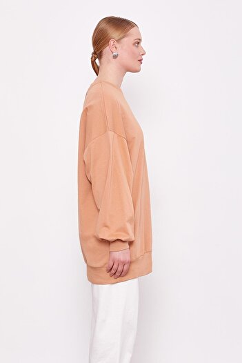 Levidor Camel Crew Neck Oversize Sweat