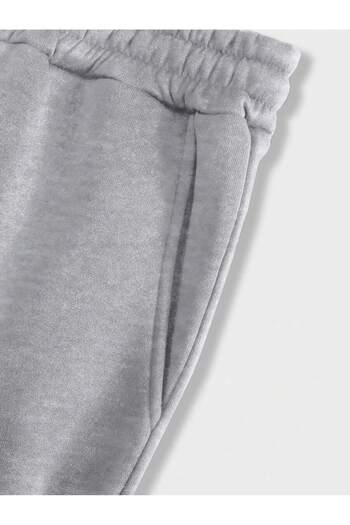 LAYORA 2-Piece Men's Tracksuit Set – Gray Oversized Sweatshirt and Sweatpants