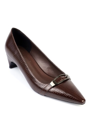Capone Outfitters Jodi Women's Short Heeled Shoes with Metal Accessories