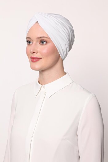 Levidor White Practical Wrap-Around Bonnet