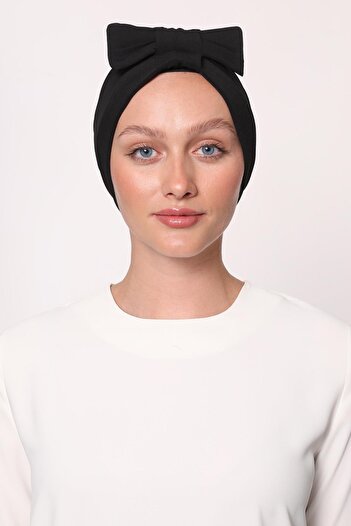 Levidor Black Bow Cross Bonnet