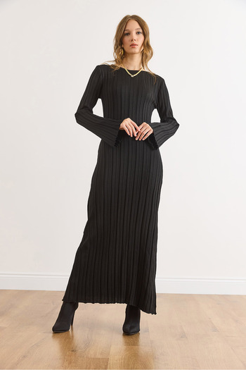 Olalook Women's Black Spanish Sleeve Belted Maxi Knit Dress Elb-19002546