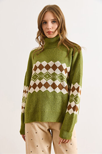 Olalook Women's Oil Green Turtleneck Argyle Pattern Soft Textured Knitwear Sweater Kzk-19001022