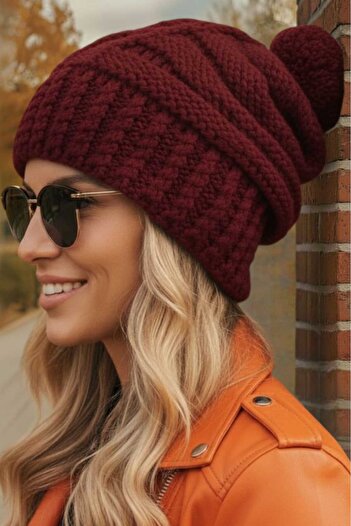 Mood Agenda Women's Winter Pompom Thick Knitted Beanie