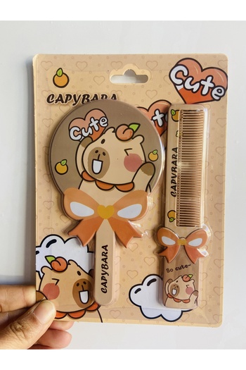 synshop Capybara Kapibara Mirrored Comb Set Hair Brush