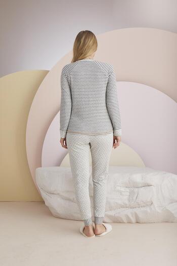 Sevim Women's Grey Color Long Sleeve Button-Down Collar Striped Polka Dot Pajama Set C0T3N031