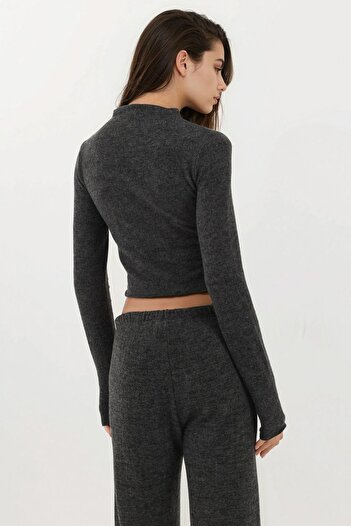 Hiccup Μπλούζα με μαλακή υφή με μισό ζιβάγκο Busem Collection