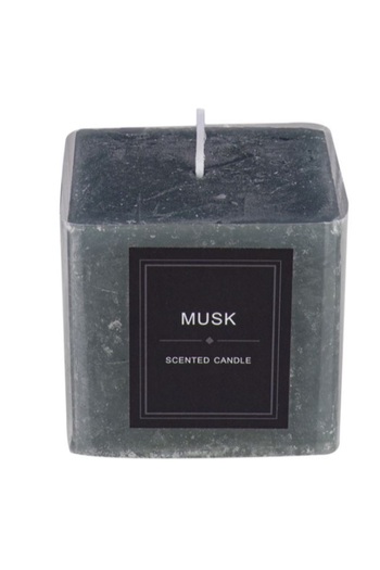 DavidaHome Square scented candle with musk and