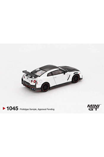 mini gt 1/64 Nissan GT-R Nismo 2024 Brilliant White Pearl MGT01045