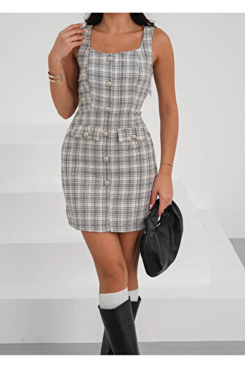 colezium Sleeveless, button-down dress in a lightweight, white fabric. style number: h265007.