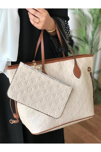 İS Shoulder bag with accessories