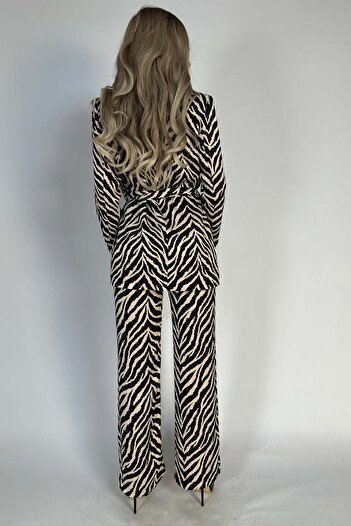 WildFashion Elegant 2-piece suit, jacket and trousers with zebra print H753-100